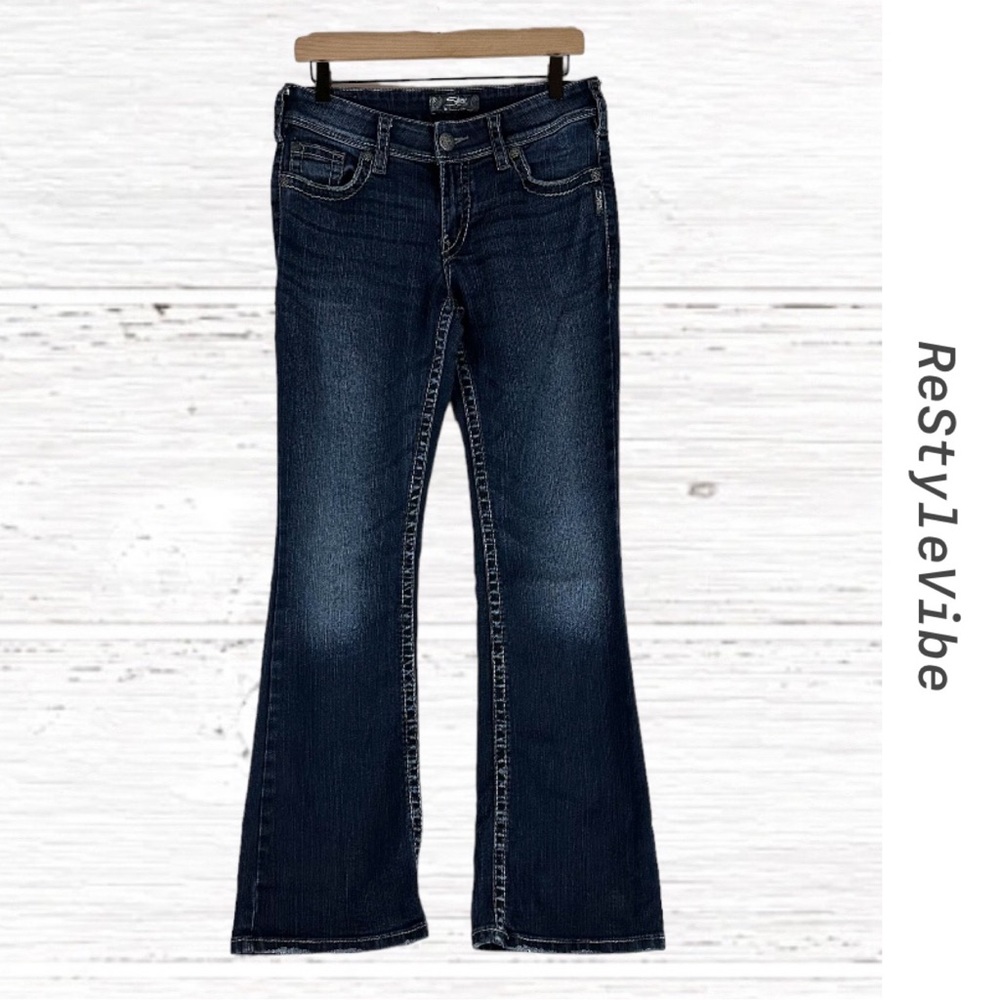 SILVER JEANS Women’s Size 29/L32 Denim Suki Surplus Bootcut Style Fit Mid Rise